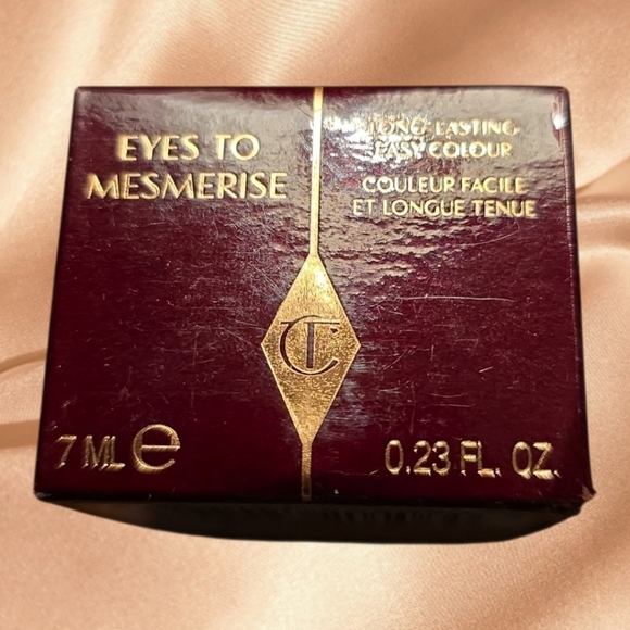 Charlotte Tilbury Eyes To Mesmerize .23oz Star Gold Long Lasting Eyeshadow Pot - Picture 14 of 16